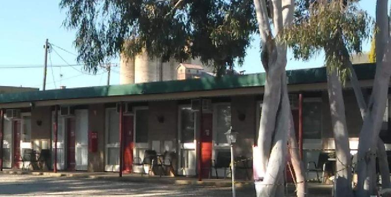 Smerdon Lodge Motel Horsham Εξωτερικό φωτογραφία