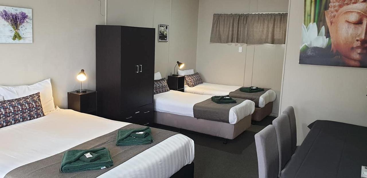Smerdon Lodge Motel Horsham Εξωτερικό φωτογραφία