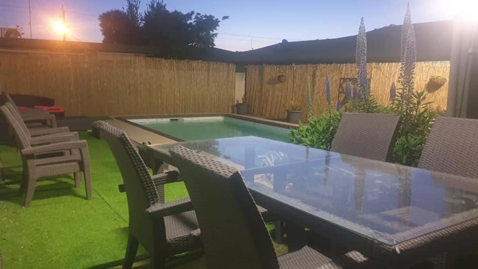 Smerdon Lodge Motel Horsham Εξωτερικό φωτογραφία