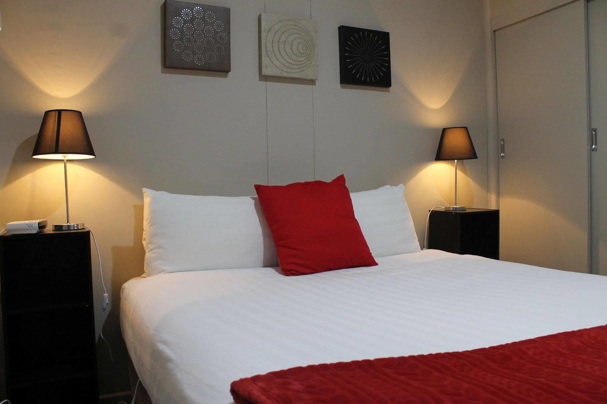 Smerdon Lodge Motel Horsham Εξωτερικό φωτογραφία
