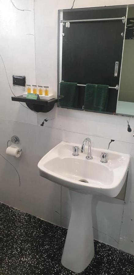 Smerdon Lodge Motel Horsham Εξωτερικό φωτογραφία